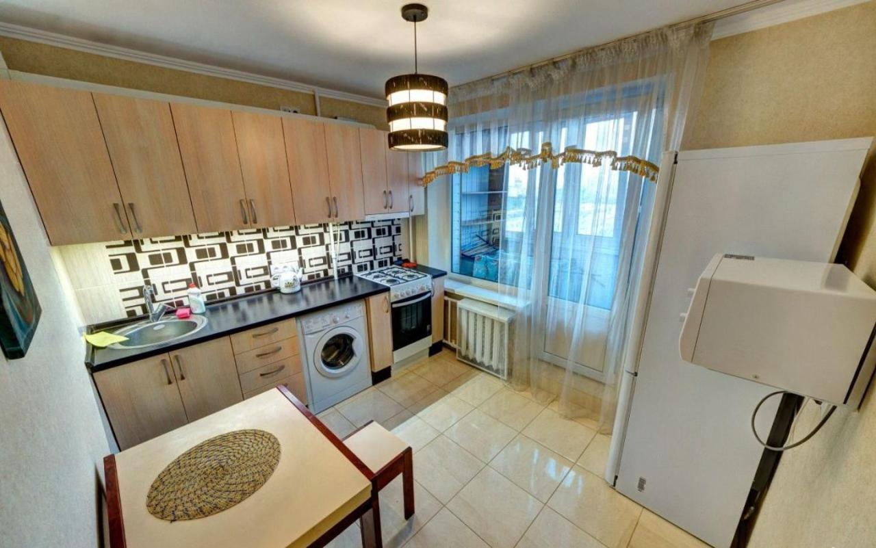 Топ 1К Квартира Метро Лукьяновка, Юрия Ильенка 49 Kiev Exterior foto