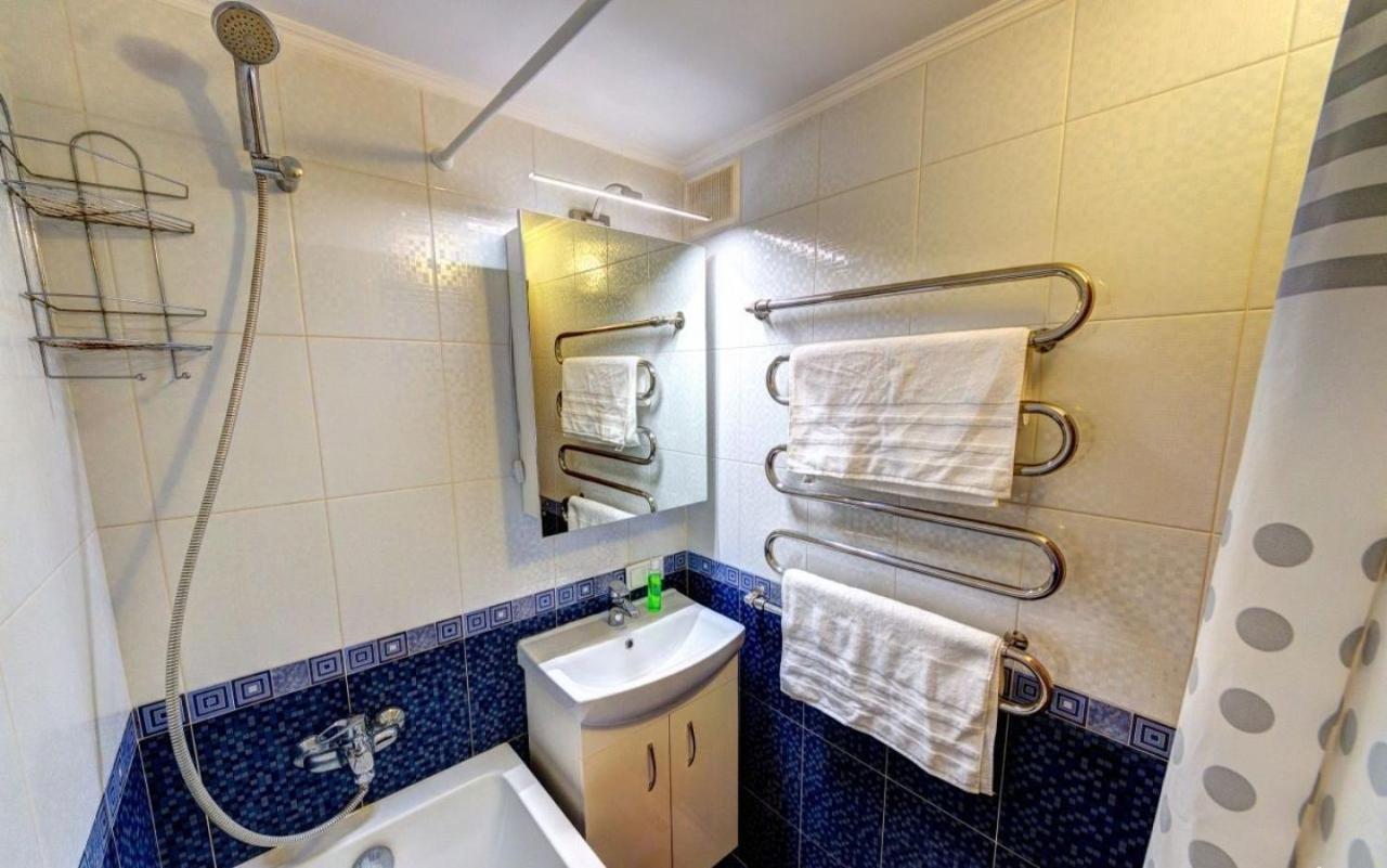 Топ 1К Квартира Метро Лукьяновка, Юрия Ильенка 49 Kiev Exterior foto